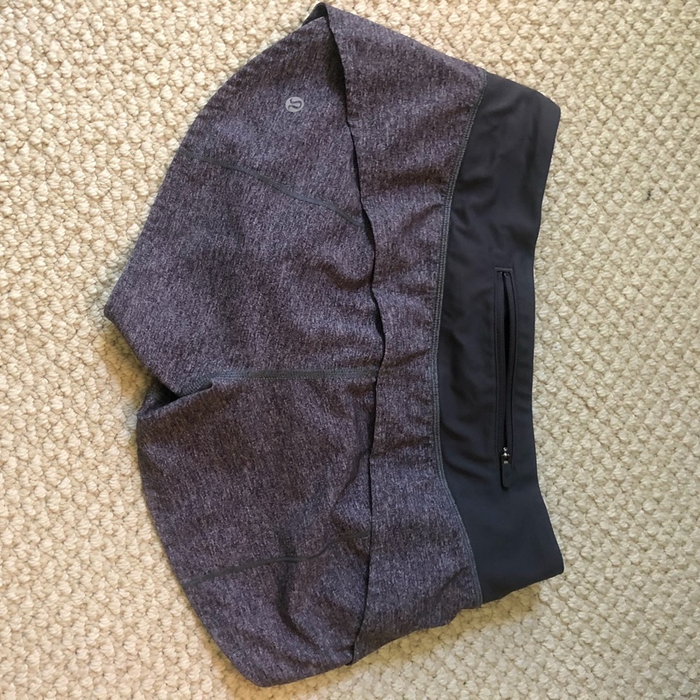 Lululemon shorts size 4